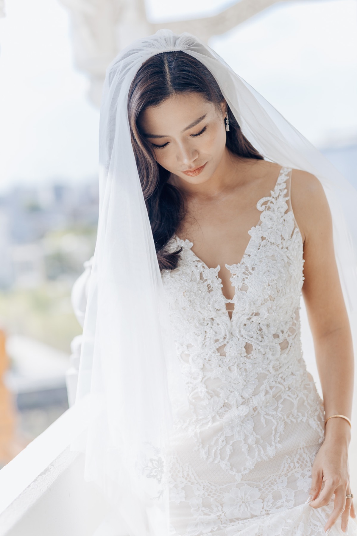 Portrait lumineux d'une mariée
