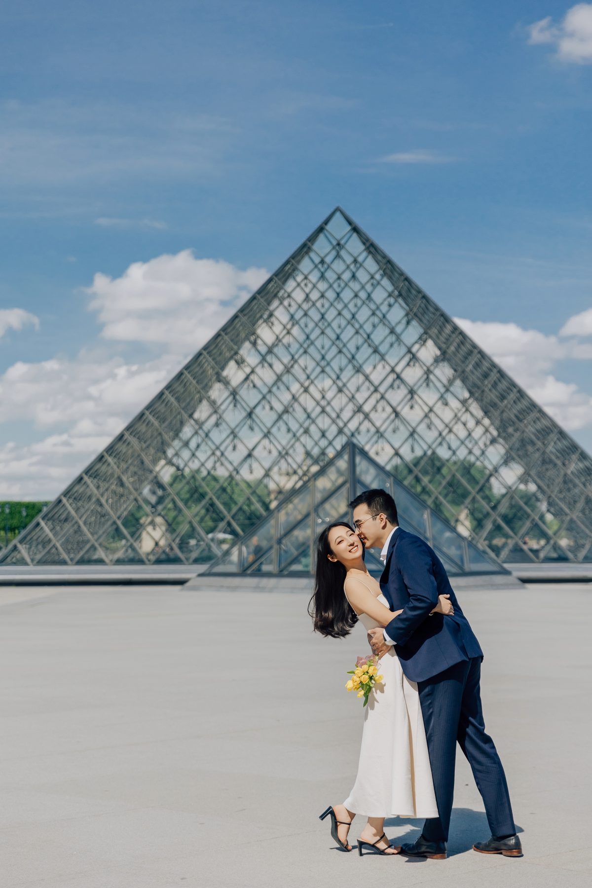 Black and white couple photograph in Paris